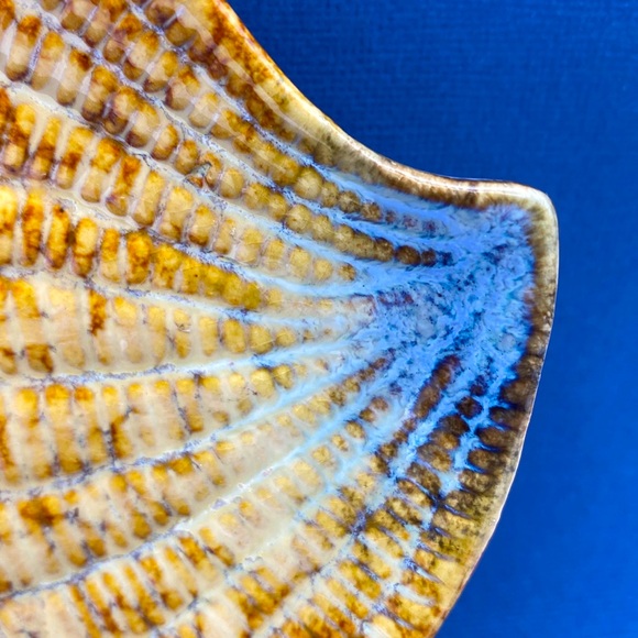 MCM Vintage Ceramic Shell-Shaped Textured Drip Glaze Plate Dish - Picture 4 of 9